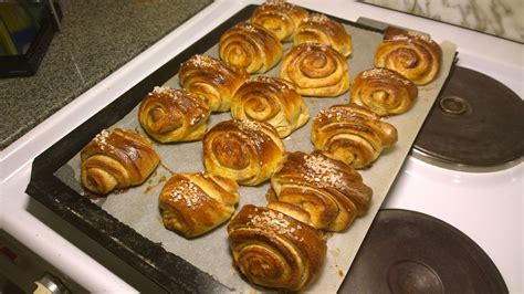 Mums - Uraäidin arkikokkailut: Korvapuustit - Finnish Cinnamon Buns