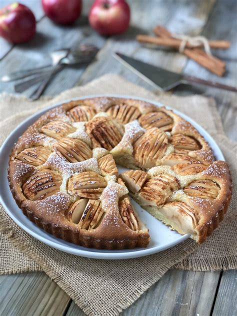 German Apple Cake - The Kitchen Fairy