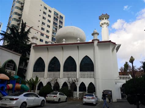 Busan Al Fatah Mosque - Masjid (Mosque) in Busan | Halal Trip