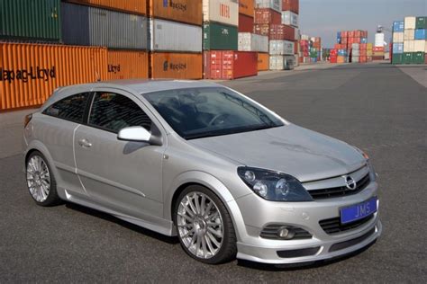 Opel Astra H GTC: Tuning von JMS-Styling