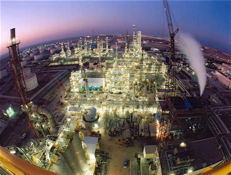 Qatar Petroleum’s Mesaieed refinery begins ULSD production | Oil & Gas Journal