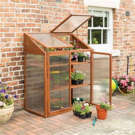 10 Fabulous Simple Garden Decoration Ideas You Must Try 11 | Outdoor greenhouse, Backyard ...