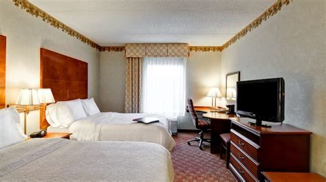 Hampton Inn & Suites Hotel in Leesburg, VA