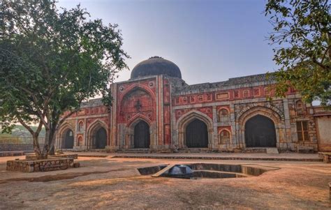 Mehrauli Archaeological Park, Delhi City - Timings, History, Best Time to Visit