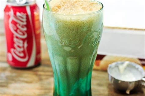 Classic Coke Float - Add a Pinch