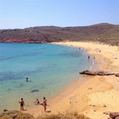 The 10 best beaches in Cyclades islands | Greek Villas Boutique ...