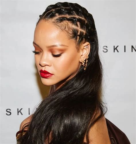 The 25 Best Rihanna Hairstyles, Hair Cuts and Colors - HairstyleCamp