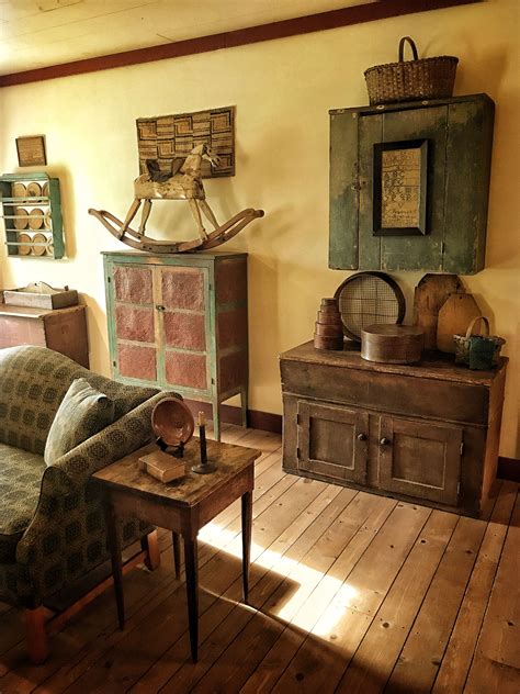 What Is Primitive Farmhouse Decor?