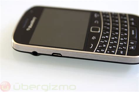 Blackberry Bold 9900 Review | Ubergizmo