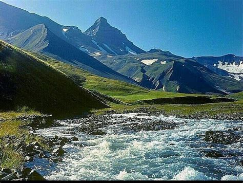 Armenia's nature is so gorgeous, im proud to be Armenian | Arménie