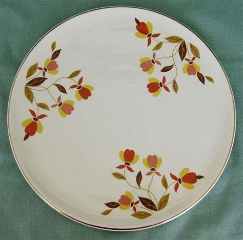 autumn leaf dishes | Jewel Tea Hall China Autumn Leaf Cake Plate | Jewel tea dishes, Autumn ...