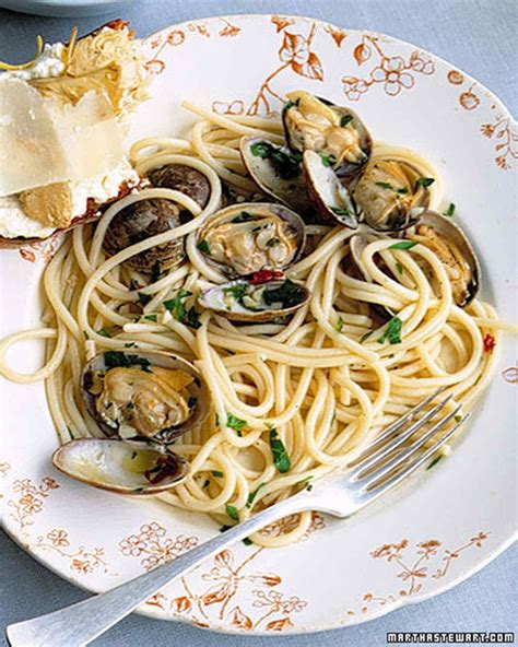 Spaghetti with Clams Recipe | Martha Stewart