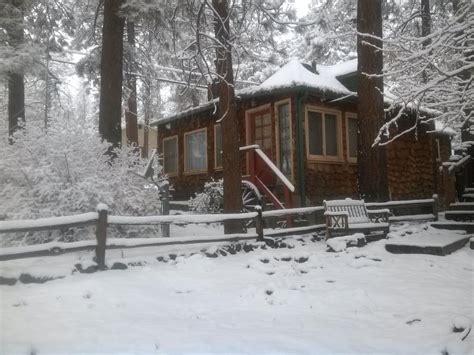 Snow Bungalow - UPDATED 2022 - Holiday Home in Wrightwood - Tripadvisor