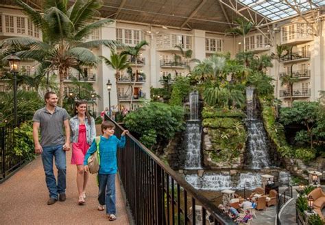 Opryland Hotel Rooms | Gaylord Opryland Resort