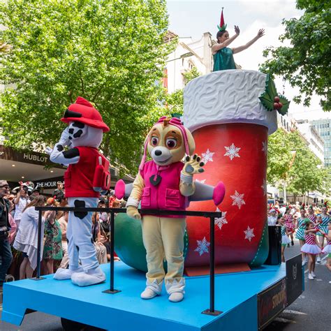 Gallery – Auckland Farmers Santa Parade