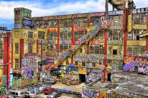 How 21 artists graffitied one man's property, made it famous, sued him when he knocked it down ...