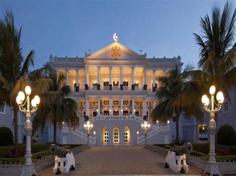 Taj Falaknuma Palace, Hyderabad, India - Photos, Room Rates & Promotions