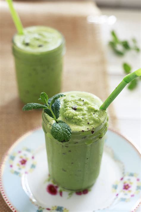 Sneaky Healthy Mint Chip Milkshake - Yummy Mummy Kitchen