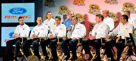 Ford racing teams in nascar