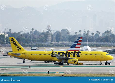 Spirit Airlines Plane Taxiing in Los Angeles Airport, LAX Editorial ...