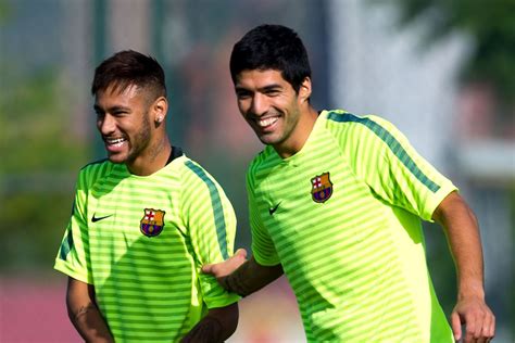 FC Barcelona News: 27 May 2015; Luis Suarez Trains with the Team, Copa del Rey Trophy Arrives ...