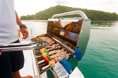 Barbecuing on Your Boat | Quimby's Cruising Guide