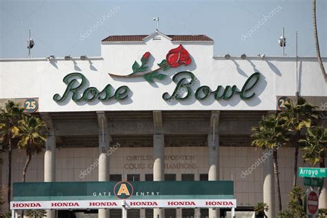 The Rose Bowl Stadium – Stock Editorial Photo © dmediapro #12228067