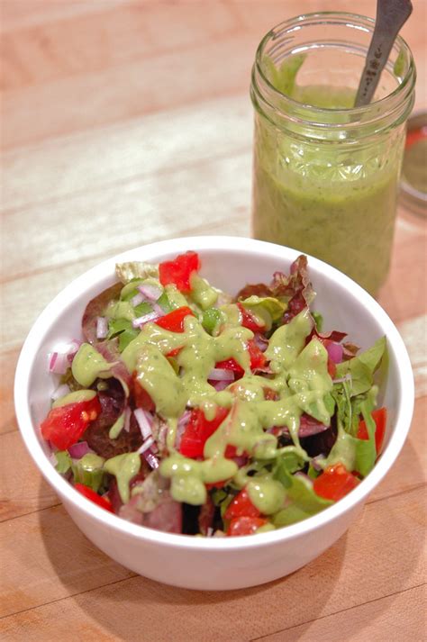 Simple Chili & Mixed Green Salad with Homemade Avocado Dressing - Vegan Yack Attack