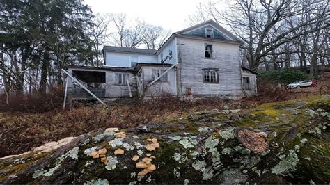 Exploring Abandoned House Hidden In The Forest With Everything Left Behind - YouTube