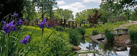 Wellfield Botanic Gardens - Elkhart IN - Museum - ArtGeek