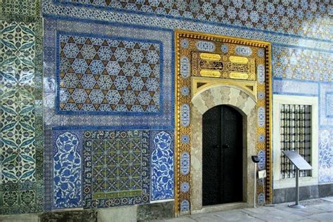 Antique Iznik Tiles Facts, Turkish Iznik Pottery History - Istanbul Clues