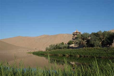 Crescent Lake in Dunhuang,Gansu,China Editorial Image - Image of hill, historic: 254229485