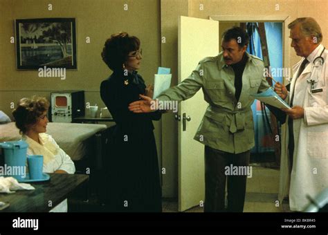 Dabney coleman tootsie hi-res stock photography and images - Alamy