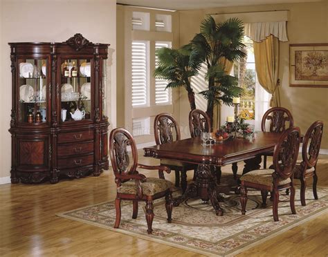 Cherry Finish Traditional Dining Room w/Hand Carved Details