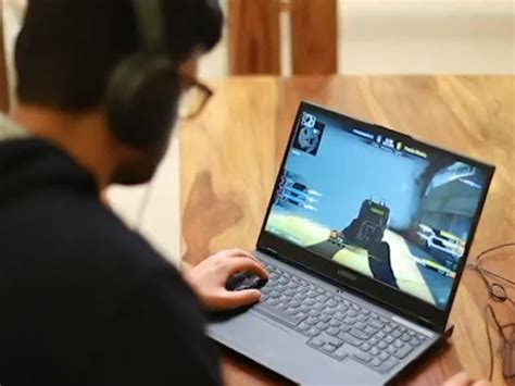 Video: Watch Out for This Gaming Laptop: Lenovo Legion 5 Video Review ...