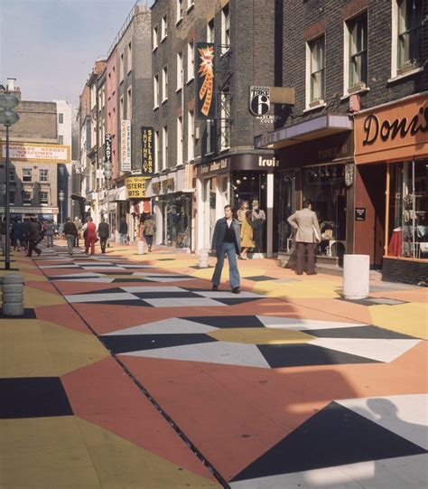 Carnaby Street 1973 large - Flashbak