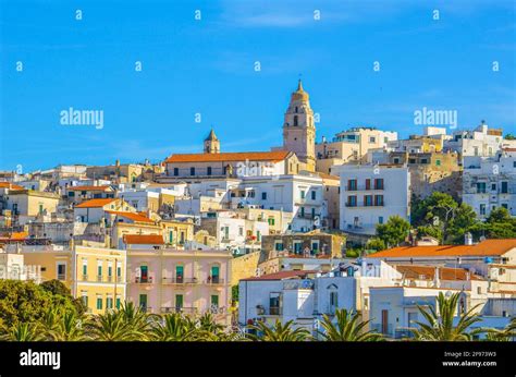 Old town of the Italian city Vieste Stock Photo - Alamy