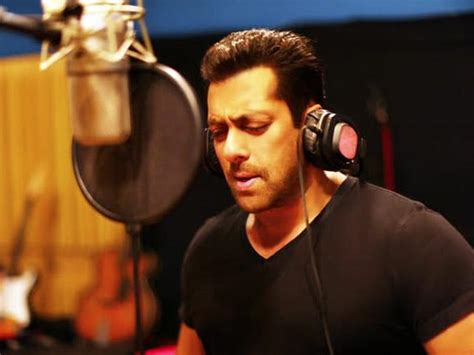 Surprise! Salman Khan Releases Hero Song a Day Early on Popular Demand ...