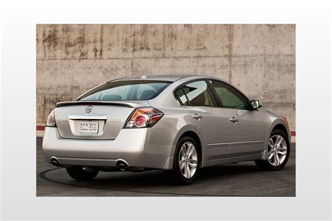 2010 Nissan Altima Specs, Prices, VINs & Recalls - AutoDetective