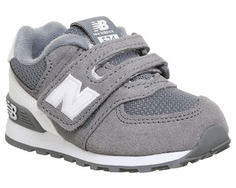 New Balance Kids 574 Grey White - Unisex | Boys velcro shoes, Kid shoes ...