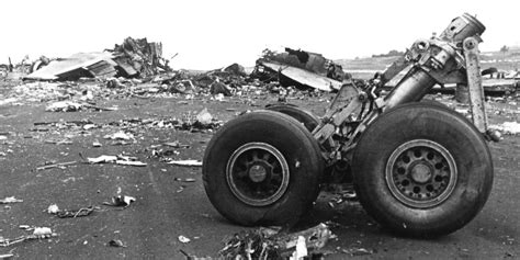 Deadliest plane crash ever: The Pan Am, KLM Tenerife collision - Business Insider