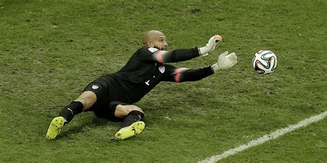 Tim Howard Makes The Most Recorded Saves In A World Cup Match | HuffPost