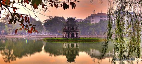 The heart of Hanoi - Hoan Kiem Lake » JBA Travelbox