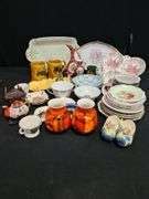 Poole Pottery Vases & Other Vintage China - Tullochs Auctions