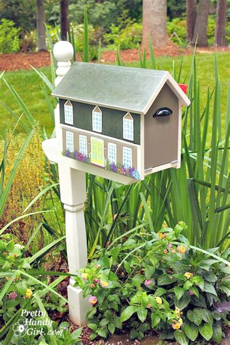 Unique DIY House Shaped Mailbox | Diy mailbox, Mailbox makeover, Mailbox