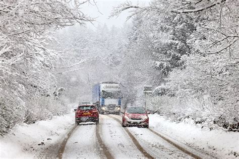 Northern Ireland snow and ice closes schools and roads - in pictures ...