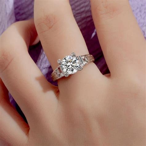 Round Cut 2 Carat tw Solitaire Moissanite Rings In 18K White Gold