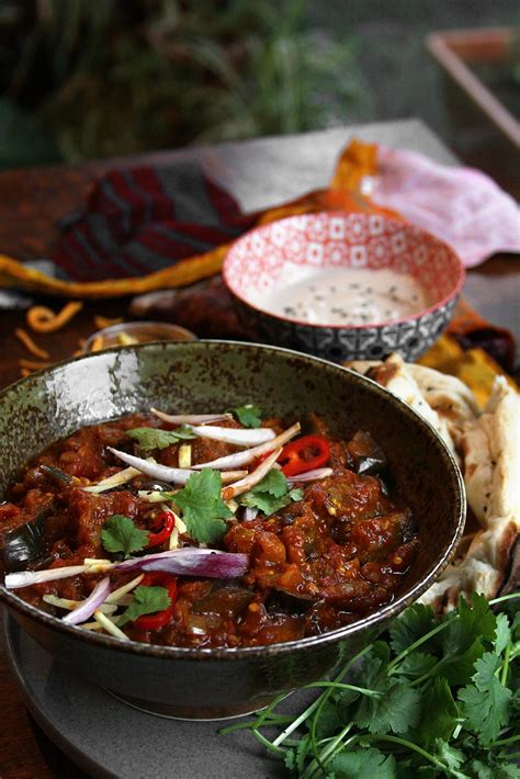 The Best Aubergine Curry - Foodie Luce