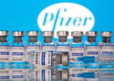 Pfizer says it is on course to deliver UK COVID vaccine supplies