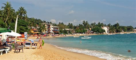 Unawatuna Beach Sri Lanka - Unawatuna Beach